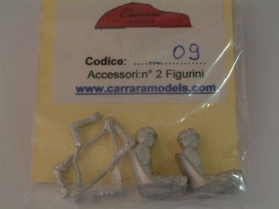 CM-SP09 N° 2 Piloti con sedile anni 50' 60' in metallo bianco - scala 1:43